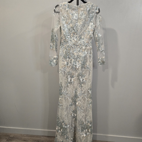 NWT MAC DUGGAL EMBELLISHED V NECK ILLUSION LONG SLEEVE GOWN 67539 SEA MIST - Picture 7 of 11